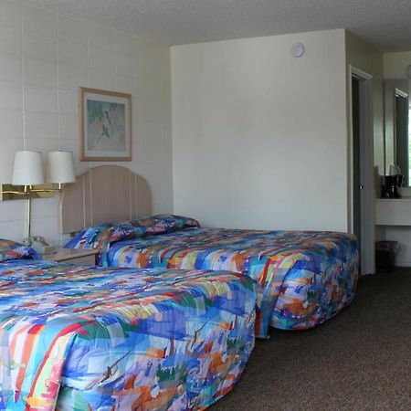 76 Inn Branson Room photo